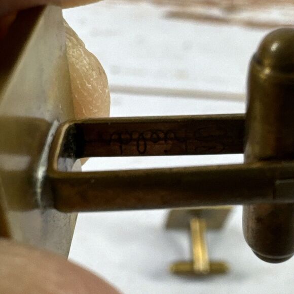 Vintage Shields Gold-Tone Golf Design Cufflinks - Picture 4 of 4